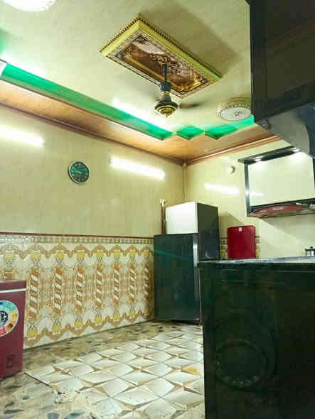 يوجد لدينا دار  للبيع 
مساحته 160 متر النجف الاشرف  الكوفه حي الصدر الثالث 
غرفتين واستقبال وصاله وصحيات داخليه وخارجيه 
والطابق الثاني غرفه وصاله بس بدون سقف هيكل جنس العقار زراعي 
مشمول بالتطويب بيه معامله كاملة 
للستفسار الاتصال ***********
***********
سعره 27 مليون مع المجال 

اقرب نقطه داله مجمع الجنابي بشارع دور  الحوزه
