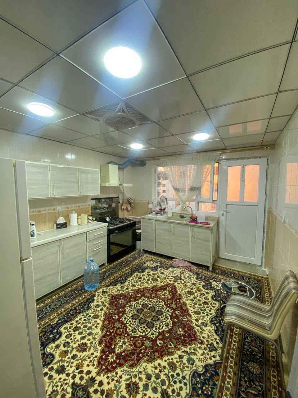 شاهان ستي
شقه للبيع في شاهان ستي 
مساحه 128 م 
غرفتين نوم وصاله ومطبخ وصحيات 
موثث كامل 

السعر:- 4 دفاتر و80 وبيها مجال 

للاستفسار الاتصال على الرقم التالي 
*********** أربيل, العراق
