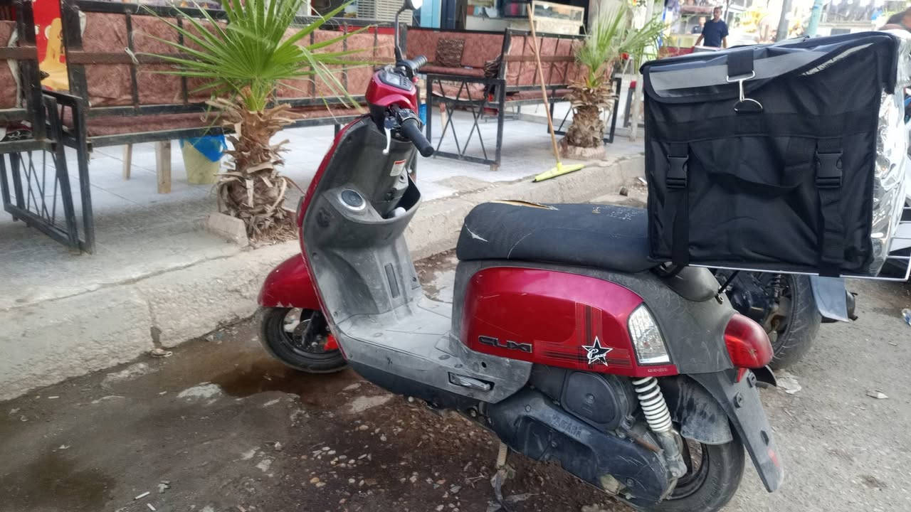 سلام عليكم ماكس بوليسي مديل (9) نوزل
الدراجه ممشتغل بيه توصيل مخلي علمود مسواك البيت 

الدراجه صارله شهرين طالعه رمبه خير من الله وصل موجود 
لايت عالي ناصي
 اشاير+ رباعي 
بك لايت 
سلف كهربائيات كله شغاله من طول لطول 
الدشبول كله شغال 
بانزين محسن 
دهن احسن نوعيه ب 17 امزويل 
الدراجه مال جناي 
مداريه كلش معتني بيه 

قيم بما يرضي الله مستعجل على بيعته 
واتساب ( *********** )

ناصريه مركز
