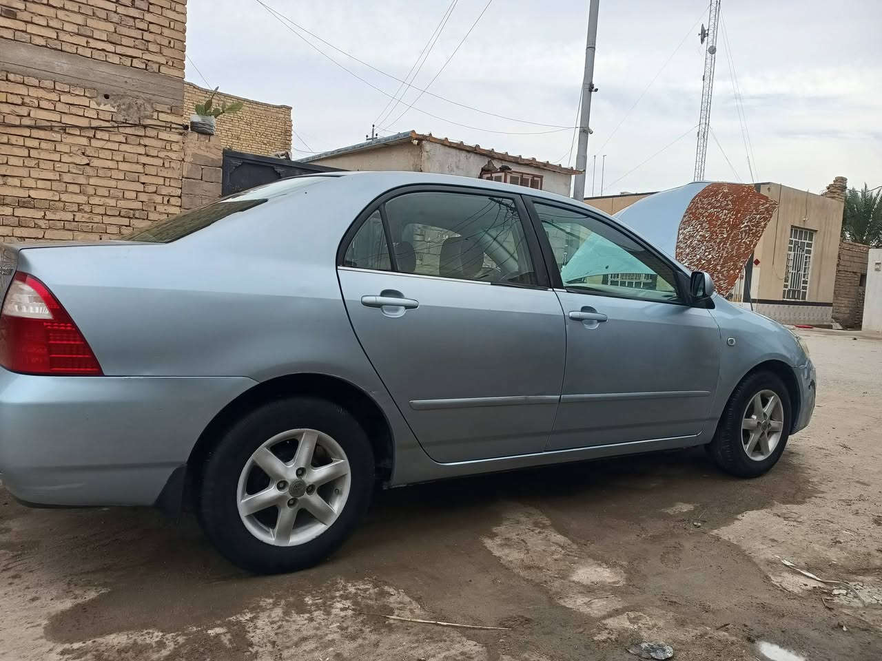 سلام عليكم سياره كورله بكاتشو2007السعر 76وبيه مجال مكان السياره الناصريه التواصل ***********
