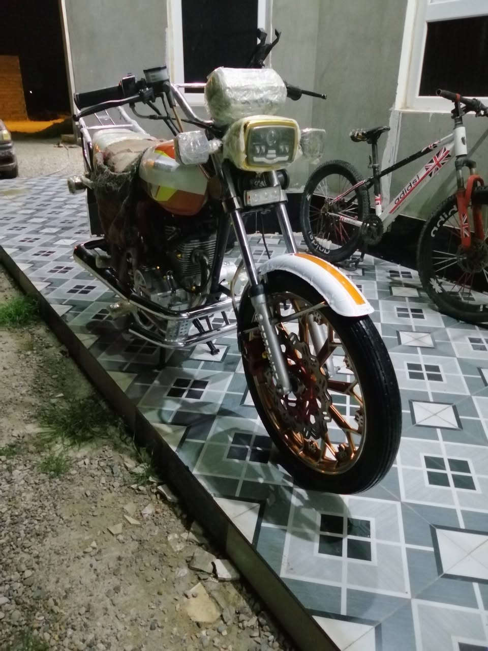 يا الله سيفان موديل ٢٤دراجه زيرو كفاله من كلشي للستفسار ***********
