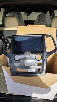 شباب شاشة جيب شيروكي أندرويد جديدة بلوك ترهم من موديل ٢٠١٤الى ٢٠٢٢ 077...