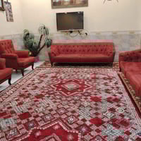 تخم 8 مقاعد نظيف شراي راسلني او اتصل 07717219462 مكاني بغداد