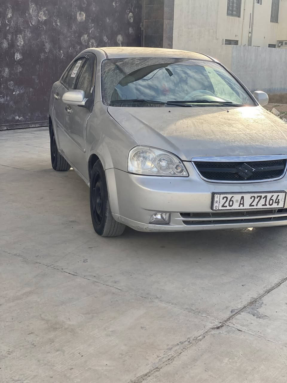 سلام عليكم فورنزا ساسوكي موديل 2008  كير اوتماتيك رقم دولي سياره كير ومكينه بشرط  تخم تاير تبريد تدفئه شغال صدر جديد بيها 3 قطع صبغ واكو جراد خفيف يتعالج سعرها 64 ورقه مجال قليل مكاني سامراء هاتف ***********
