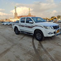 هايلكس • ٢٠١٤ • ماشيه ١٠٠ الف