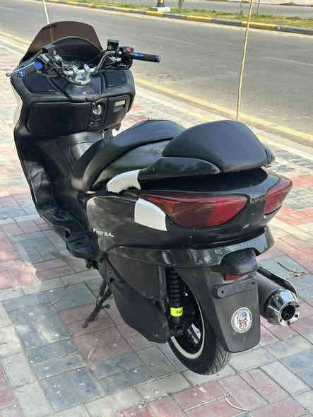 دراجه فورزه08بصمه للبيع دراجه حلوه شلعه معدل فول لايت زنون عالي ناصي سستم سمعات ومسجل يدات تزويد  كهربائياته كله شغاله باتري جديد بيه خيط بسيط وهيه بارده من تحمه تكطع ابيعلك مكينه كايمه دراجه حلوه ونضيفه نقصه تجفيت فقط
سعر700وبيه مجال مكاني كربلاء طويريج ***********
