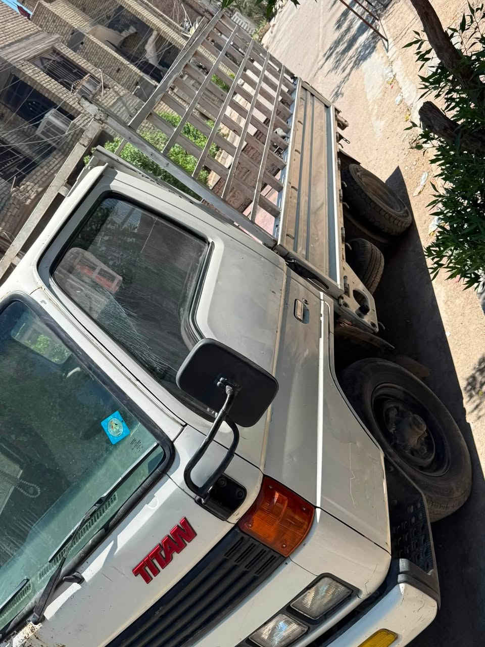 السلام عليكم كيا ماصده بدي فحل موديل 94
السياره باسمي مشروع وطني رقمي بغداد دولي 
كير ومكينه مكفول شرط التحويل 
مكان السياره بغداد السعر خاص 
السياره داخله هزه مشروع وطني 
الاستفسار ***********
ملاحضه السياره ابلاديه قطره صبغ ما بيه
