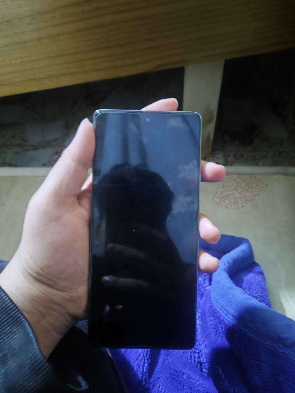 السلام عليكم جهاز انفنكس GT 20 Pro الجهاز يخبل مابي أي شي 120 فريم بل ببجي يعني جهاز بس مال ألعاب ذاكرته 256 معالجه كلش قوي دايمنستي 8200 مكاني بغداد الحسينيه رقمي *********** متواجد واتساب وبل فيس بس علق وإني اطبلك
