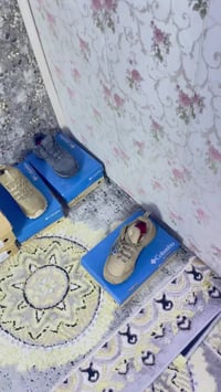 احذيه ميرال وكولمبيا قياسات 40/41 شلعه وحده ابسعر مناسب جداً 33 قطعه  ...