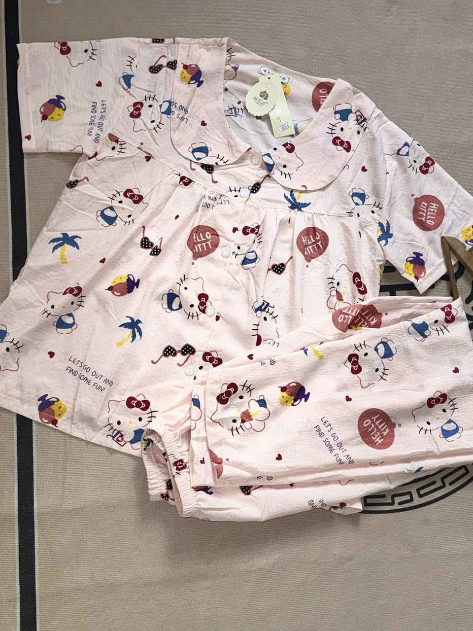 🔥عرض خاص لايفوتكم 🔥

 تراك كريشة 
خامة أصلية كولتي عالي 🔥
 ناعمة ومريحة 

📏 القياسات: L / XL / XXL 
👗 قالب راهي يلبس لحد وزن 90 تقريباً

💰 سعر ١٠ ألف✅

Mariam للألبسة النسائية 
#تراكات
#بجايم_العيد
#ملابس
#تركات
#جديد
#جديد
#دشاديش
#تراكات


**إذا كنت صاحب هذا الإعلان وتريد حذفه لأي سبب، رجاءا أرسل رسالة إلى الدعم الفني**