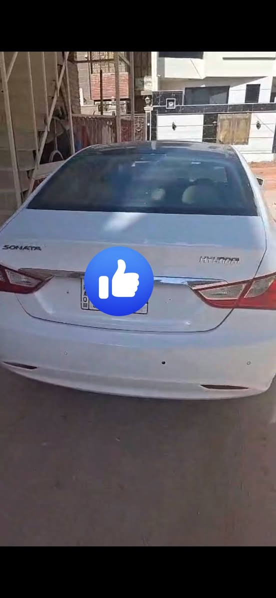 سوناتا موديل ٢٠١١ سونار مرفق بل منشور  سعرها ٨٠ وبيها مجال
للتواصل واتساب فقط ***********
