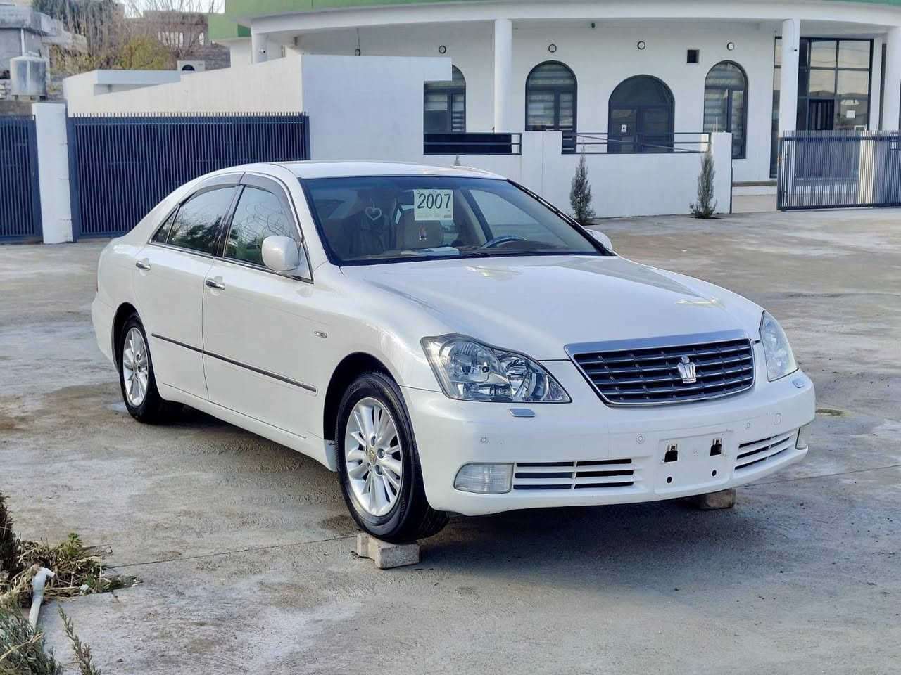 ماشەللە لە مالی هەموو لایەک🤍📦
 
Toyota crown shahina .182 . 2007 ❤️‍🔥
  (براوە براوە براوە )
 ٣دووگمە
ناوزەردی ساج مەلەکی  ساجەکانی زۆر جوانە 🤎🤍 
گەورە بە گەورە 
فول فول بەس سلایت نییە
بەسمە ڕەساسی
حاسەی دواو پێش
شاشەو کامێرە
ناوچەی کوێر 
مجمووعە لێکزز
کوشن کارەبا 
کوشن خەزن 
سوکان کارەبا
ئاوێنە شەفت
پەردە
چوارتایەو ویلی لۆک 
پاتری لۆک 
کامل سێرڤزز کراوە
برێک بەسراوە
کامل پۆلیش و سماتە کراوە 
جامی دواو پێش هەلگیراوە 
ساردو گەرمی مەزبووت
سەقفی شوشەیە ماشەللە
 چاڵ و شوخت و ساردی نییە  
شوێن بڕاوەکانیم کامل چاکم کردوە زەمان
 کامل عەشیای ناو سندوق 
 سەیارەی ماڵە هی ماعرەز نییە کامل مەسروفم کردوە

( سعر. ٥٢گەلاو مەجالێ برایانە )

شوێن (هەلبجەی تازە)
 
***********
