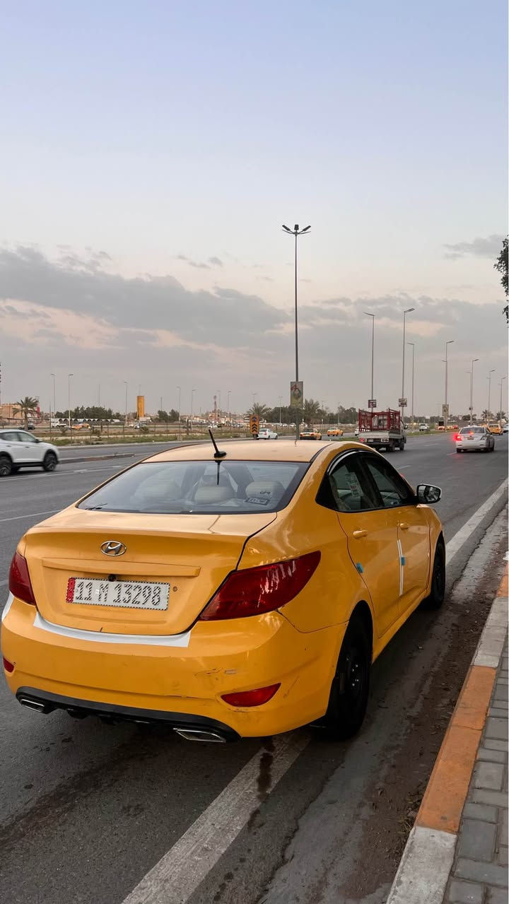 السلام عليكم اكسنت 2014.  وارد امريكي حادثه جاملغ خلفي ايسر وحافه البنيد الأيمن بدون لا شاصي ولا لغد ولا حوض سياره جاهزه للاخير مكينه مفتوحه كير ما مفتوح تبريد ثلج صدر جديد  مواصفات كامره تحكمات جهتين تدفه كشنات  السعر (77)وبيه مجال بسيط مكاني بغداد الجديده او جامعه الفارابي بل دوره (فقط الصبح)
للاستفسار اكثر *********** بغداد, العراق
