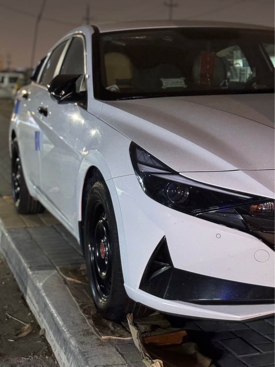 النتره هونداي للبيع يكير ومكينه كفاله عامه بيهه 3 بارد غير هذني بعد ماكو كفاله عامه السياره ماشيه35 الف مديل2023فول للخير بصما حساسات تبريد خلفي ما عده الرادار المامي مكينه1600 دكشن عالي ***********
تصال او واتساب فقط ما متواجد فيس Singapore
