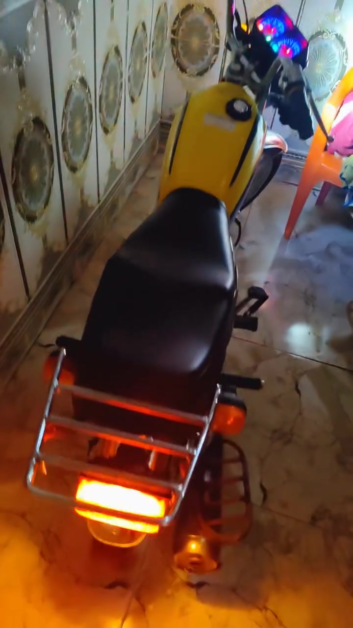 سلام عليكم كير البيع مكان رميثه 900 مديل 25 شاصي رشه تعميره وراق صوالي 25شلامجه قفل


**إذا كنت صاحب هذا الإعلان وتريد حذفه لأي سبب، رجاءا أرسل رسالة إلى الدعم الفني**
