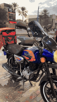 🧿انسب سعر بهيج نضافه متلكى  
بجاج بوكسر ٢٠٢٣ اصوليه اوراق استنساخ ممشي بيها معامله ترقيم وما مكملها الدراجه باسمي اوراقها الاصلي تسحبهن من شركة غبور القلم شارع فلسطين وترقم بوجهك
🔵 الدراجه كفاله عامه تامه كشر ومكينه خرسه صوتها صوت دراجه شحن ولا برغي تجاري كله اصلي وكالة بجاج اذا تلكى بيها شي تجاري تاخذها وتروح 
🔵 زنون ايكل ايز عالي ناصي 
🔵 وند شيلد امامي قطعتين
 🔵 مري باجاج الاصلي 
🔵 كابريتر باجاج الاصلي مو التجاري
🔵 كشن طبي رياضي ميموري لكزس
 🔵 شاحن USB  voxer
🔵 تخم تاير جديد
 🔵 صدر وكاله امامي خلفي جديد 
🔵 اشاير سلف هندر كهربائيات كله شغال
🔵 شلعه ومعدل ترايج البصره 
السعر مليون وميتين بي مجال قليل مكاني صليخ او الاعظميه 
الرقم ***********
