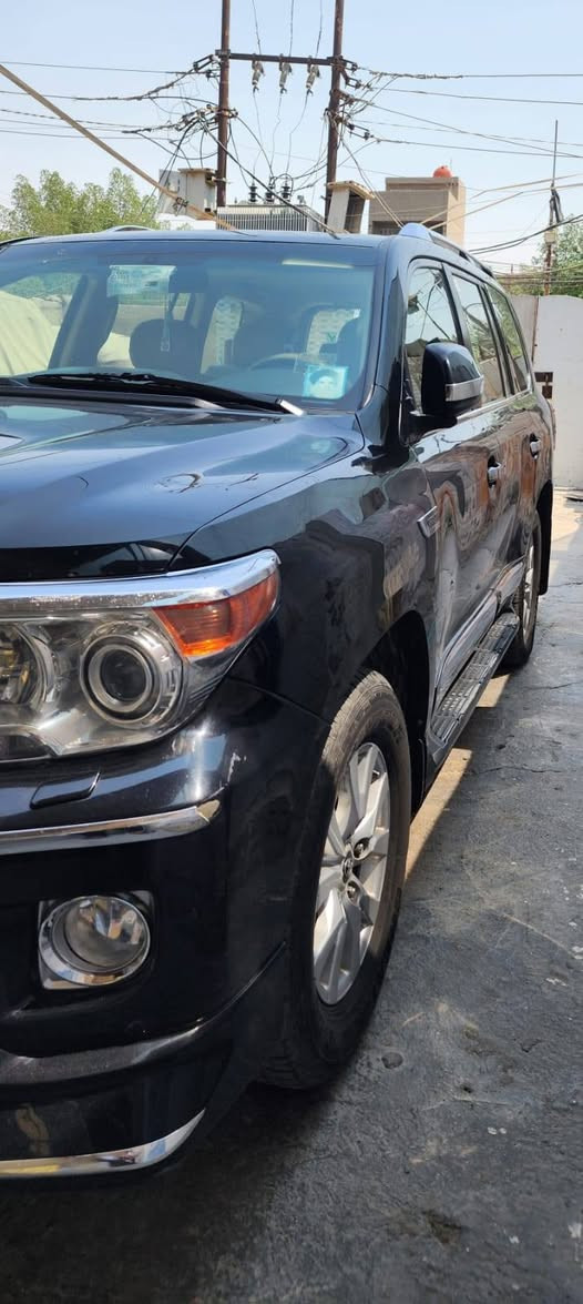 سلام عليكم لاندكروزر 2012ابريم كشنات كهرباء جلد محرك 6سلندر سياره فول مواصفات بيهة صبغ بس دعاميات السعر 350 المكان بغداد رقمهة بغداد إنكليزي تحويل ثاني يوم ***********
