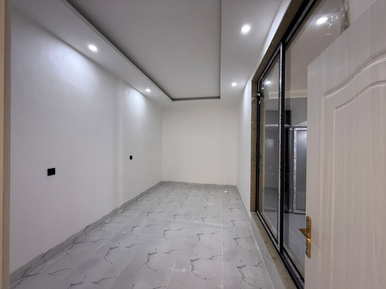 منزلين للبيع في مركز المدينة منطقة 94زانكو فول فول مواصفات
بمساحة 100متر+100متر
كل بيت يتكون من :-3غرف نوم 
صاله 
مطبخ حار و بارد
صحيات
للستفسار والتواصل:-***********_***********
كود 8و50-8و50
#بيع_و_شراء_عقارات_مقاولات #كوردستان_العراق_اربيل_دهوك_زاخۆ #الشعب_الصيني_ماله_حل😂😂 #بسعرمناسب_جدا #creatorsearchinsights
