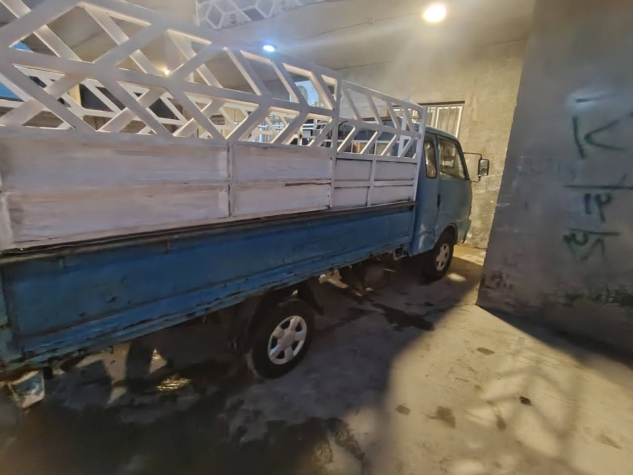 سلام عليكم كيه بنكو للبيع او مراوس بكيه بريجو كير كسل مكينه. صدر امامي خلفي كهربايات كله. نضيفه بيه. مشط. سترين. بي تعب. باتري جديد. سياره حلوه. وصلت 20 ***********
