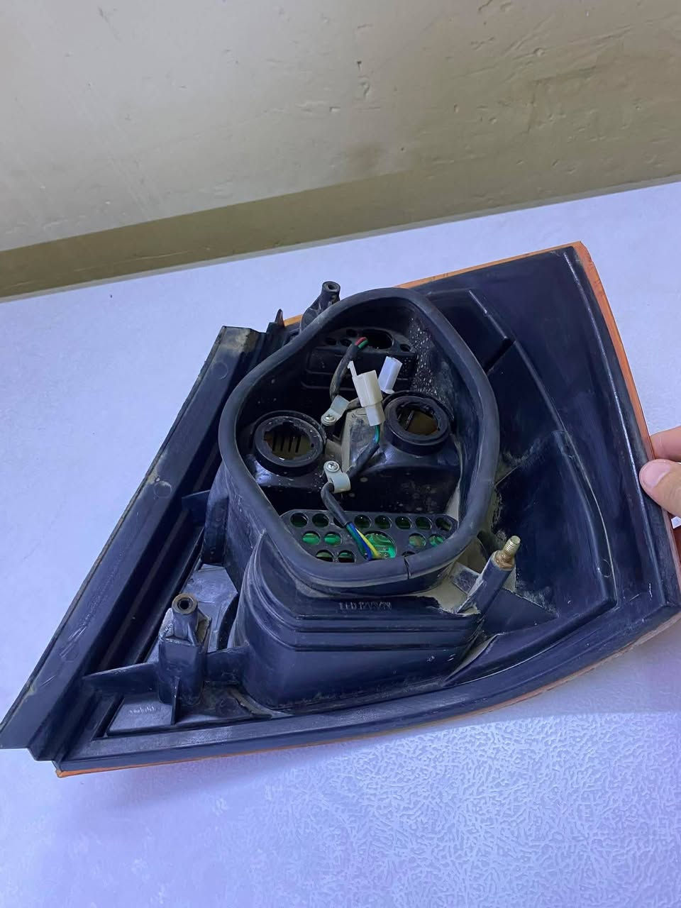 بك لايت ليفان 620 جهة اليسار
نظيف بس مقحل شويا
السعر 25 الف
العنوان موصل
***********
