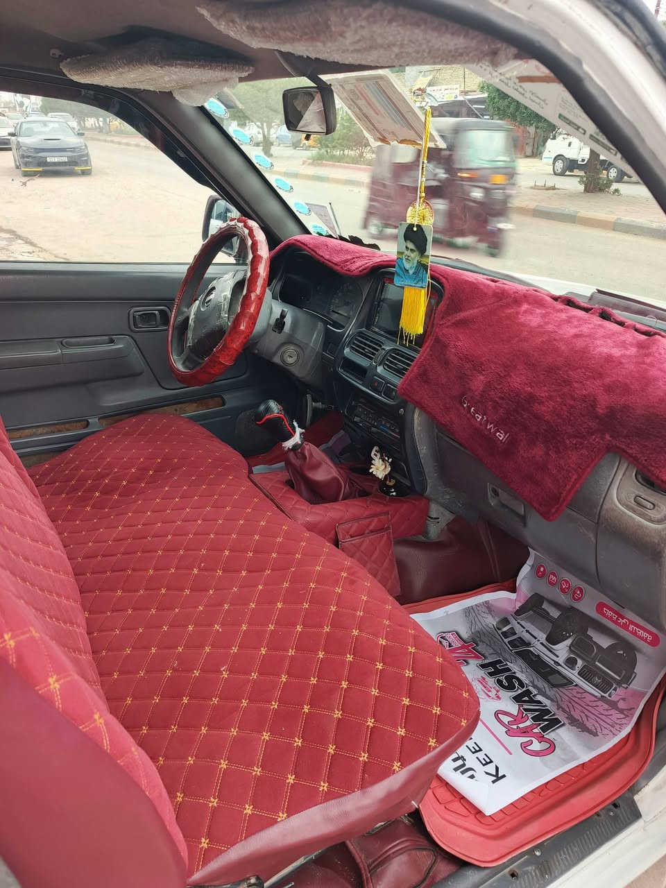 السلام عليكم سياره نيسان مصبوغه عام كل نقص مابيه بسمنه سعر80بيه مجال قليل***********
