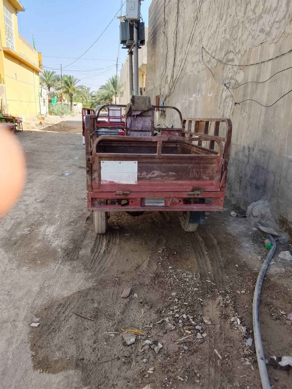 السلام عليكم ستوته ام الطير ستوته جاهزه ومات جناي واوراق اصوليه السعر 850 وبيها مجال عنوان يدل عباس سراحق ***********
