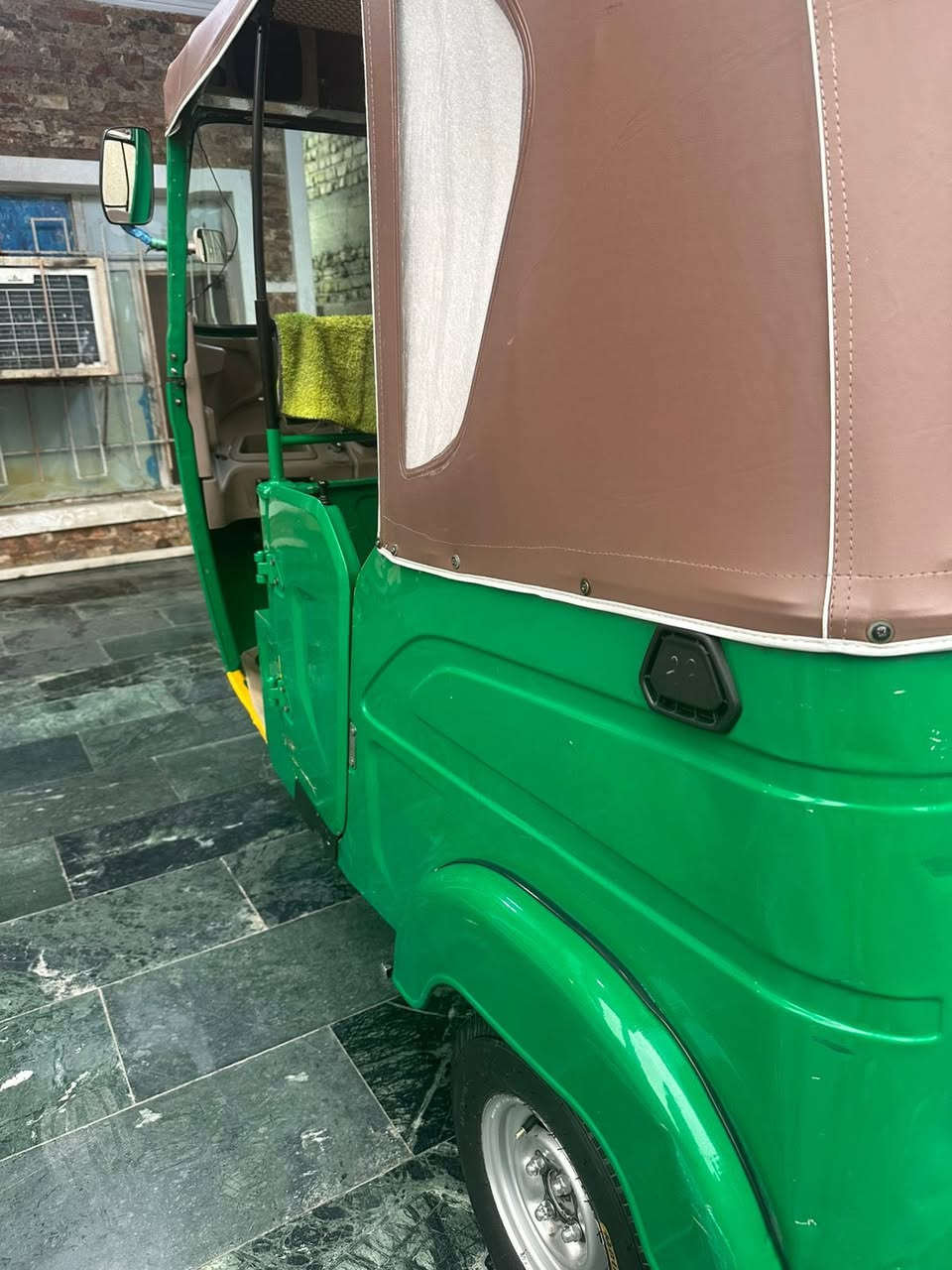 السلام عليكم شباب تكتك 22رقم وسنويه
كفاله عامه مكاني بغداد تقطع درويش ***********
