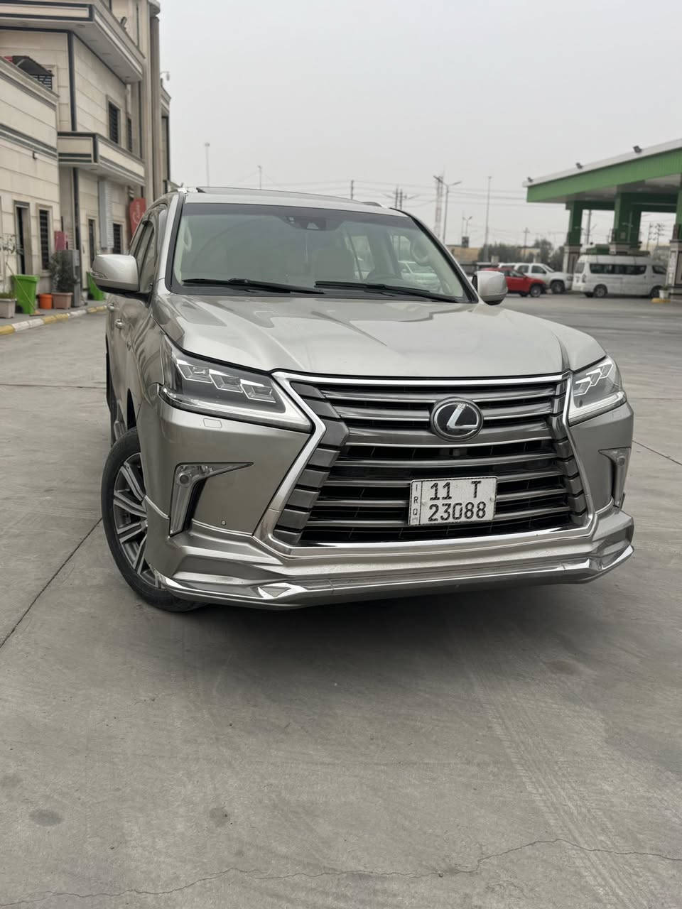 السلام عليكم موديل 2016 جديد مكفولة ماشية 119 حقيقي ومغلفة درجة أولى وجاهزة من كولشي للاستفسار ***********
