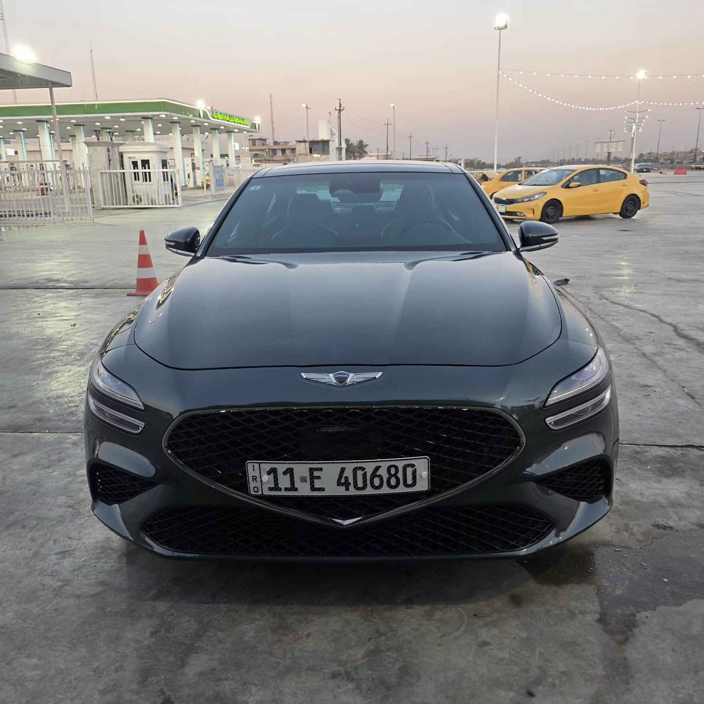 جينيسيس g70 genesis
وارد موديل 2023
V6 twin turbo
ماشيه 50
لون زيتوني 
مرقم بغداد بسمي 
حادث سياره جاملغ امامي  وصبغ نص البنيد وبارد باب الخلفي 
بدون ايرباك 
فول مواصفات بانوراما رادر اماي خلفي جانبي نقط عميه تدفئه وتبريد بلكشن سستم صوت هارمن كاردن كشن ميموري شاحن وايرلس اهتزاز الستيرن للتحذير خمس وضعيات قياده تشغيل عن بعد اوتوهولد وجميع الشبابيك اوتوا ونضام ترحيب شعار سياره ع الكاع 
مكاني بغداد رصافه 
السعر 230
KMTG54TE4PU119494
*********** رقم صاحب السياره
