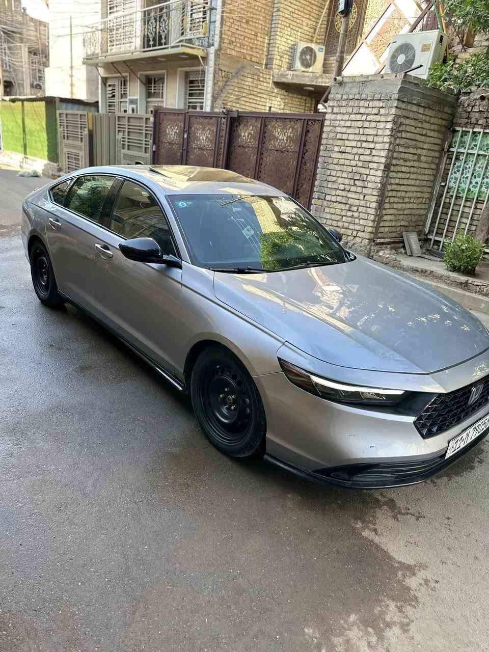 هوندا اكورد 23 هايبرد سبورتL
السعر 147$ وبيها مجال بسيط مستعجل ع البيع

السياره جاهزه ماشيه 75 الف كليو متر 

صور الحادث موجود بدون شاصي وبدون لغد شرط الفحص

صبغ 4 قطع نقصها رادار وايرباك دشبول فقط 

صدر مكينه كير تبريد جاهزه شرط

مكاني بغداد رقمي الاتصال 

***********
