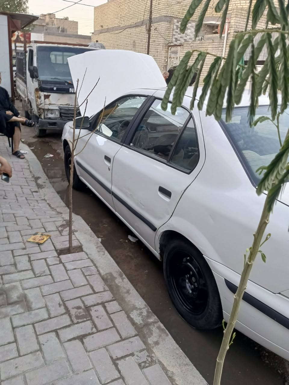 سياره نضيفه مال بيت
سياره بيها طخه جاملغ السايق 
تبريد شغال ثلج

مكينه بيها صوت كلش قليل 
ومعروف هذا الصوت بلسمند 
كهربائيات كلها شغاله
رقم بغداد ابسمي 
مشروع وطني 
‏‪***********‬‏ غير متواجد بالفيس اتصال العنوان بغداد حي الكوفة مقابيل ام الكبر والغزلان
