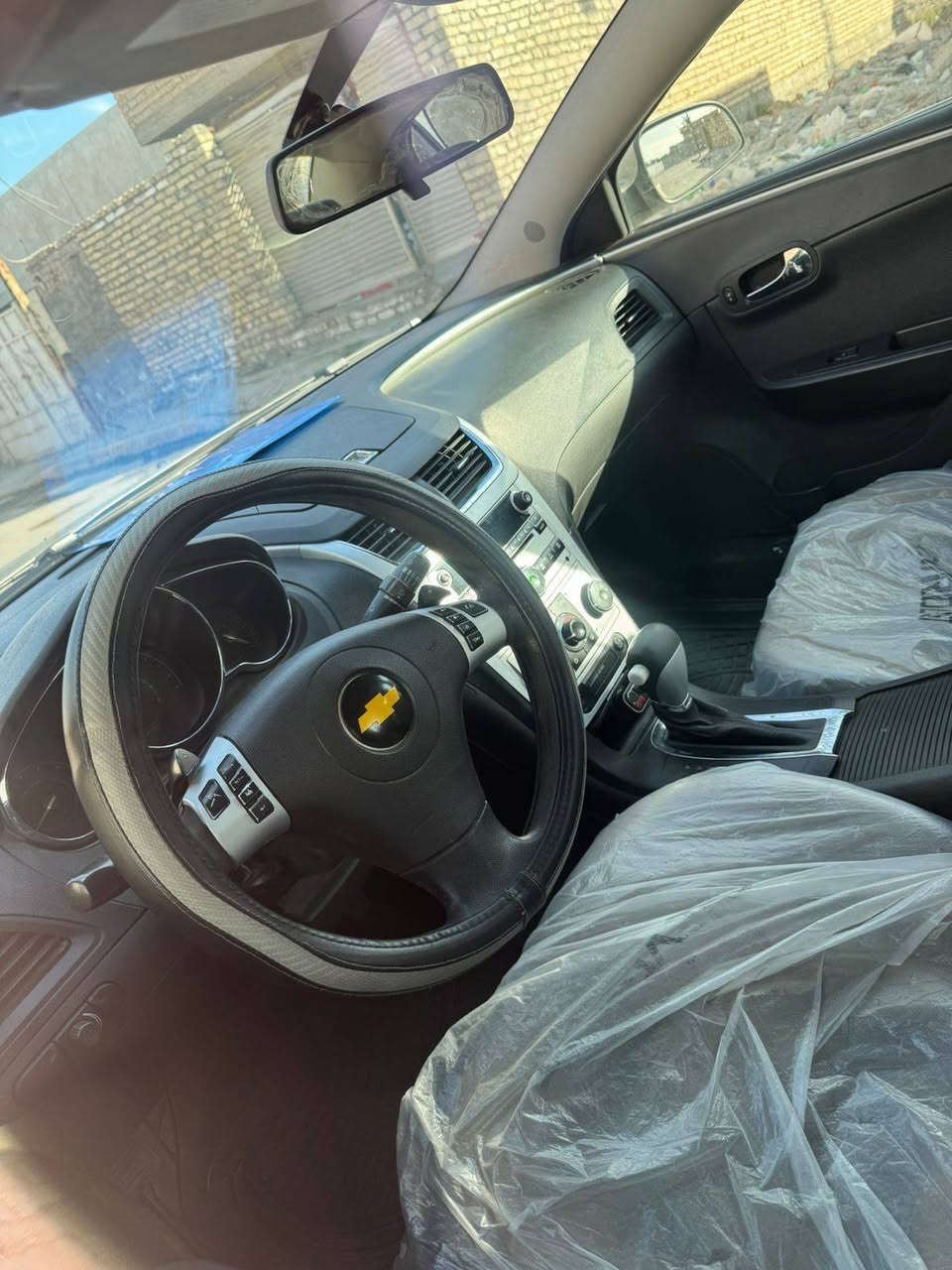 ماليبو 2010 خليجي
محرك وكير مكفولات شادهم قبل شهر
تبريد ثلج
تخم تاير جديد
محرك 2400 
لايت زنون شاده جديد
سياره حلوه مال جناية سعر 80
 ***********
***********
