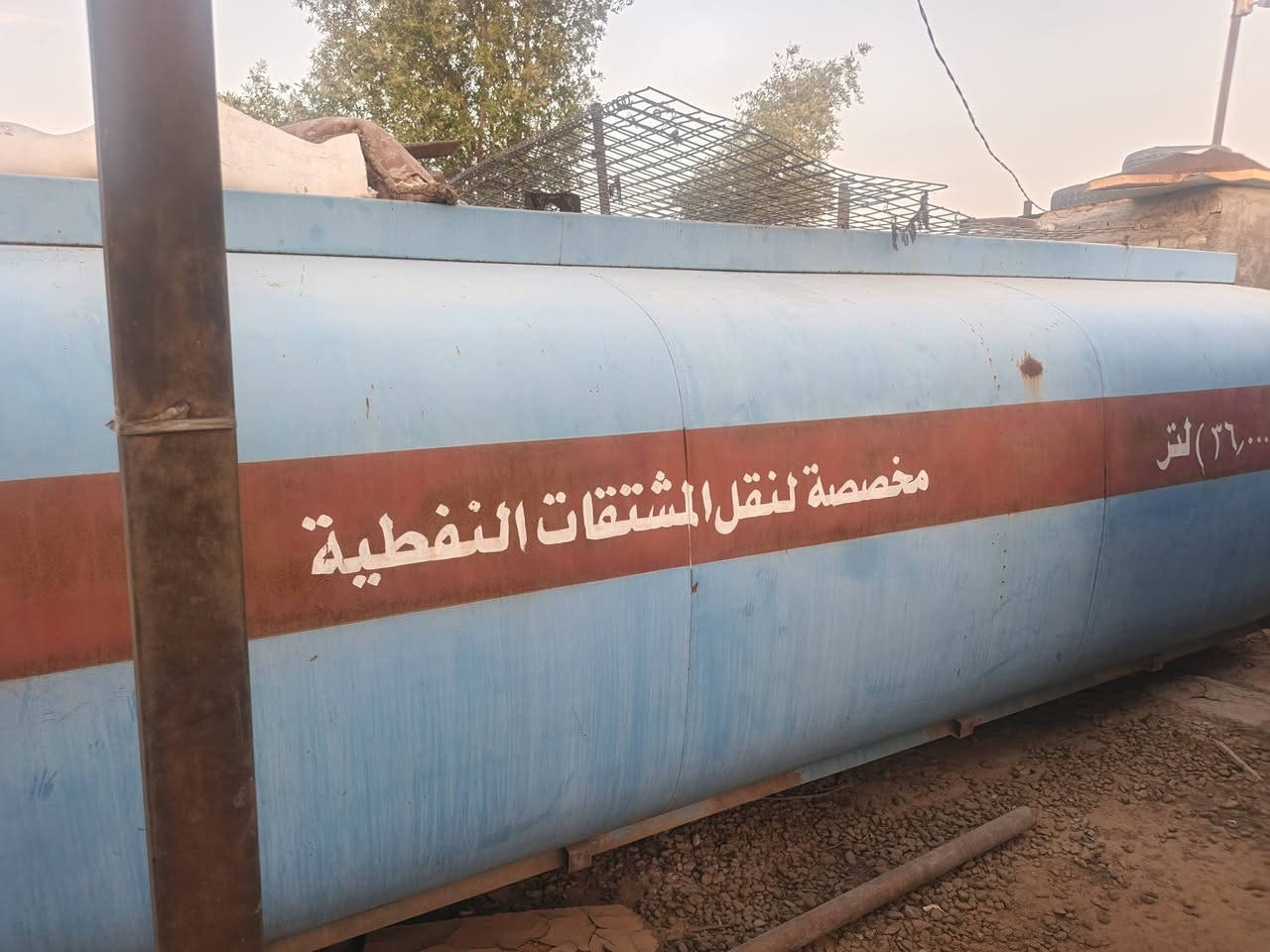 سلام عليكم اخوان تانكي صهريج للبيع السعة مالته عشرين الف لتر عنوان النجف ***********
