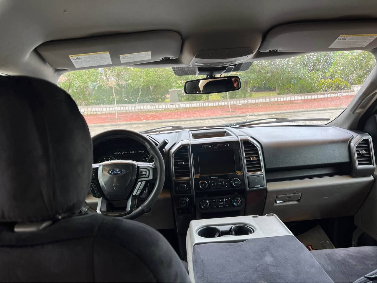 فورد f150 
مواسفات كندي
موديل٢٠١٩
جاملخ نوس سبوخ بيدون دواخل بدون ايرباگ
گيرمحرك شرت 
‏*********** السليمانية, العراق
