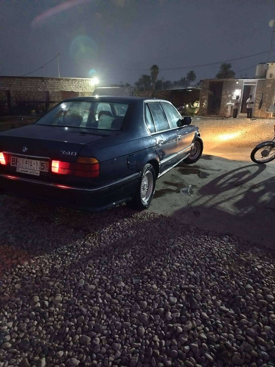 سلام عليكم بيم 704نضيفه رقم صلاح دين سياره مابيه نقص جاهزه البيع ***********
