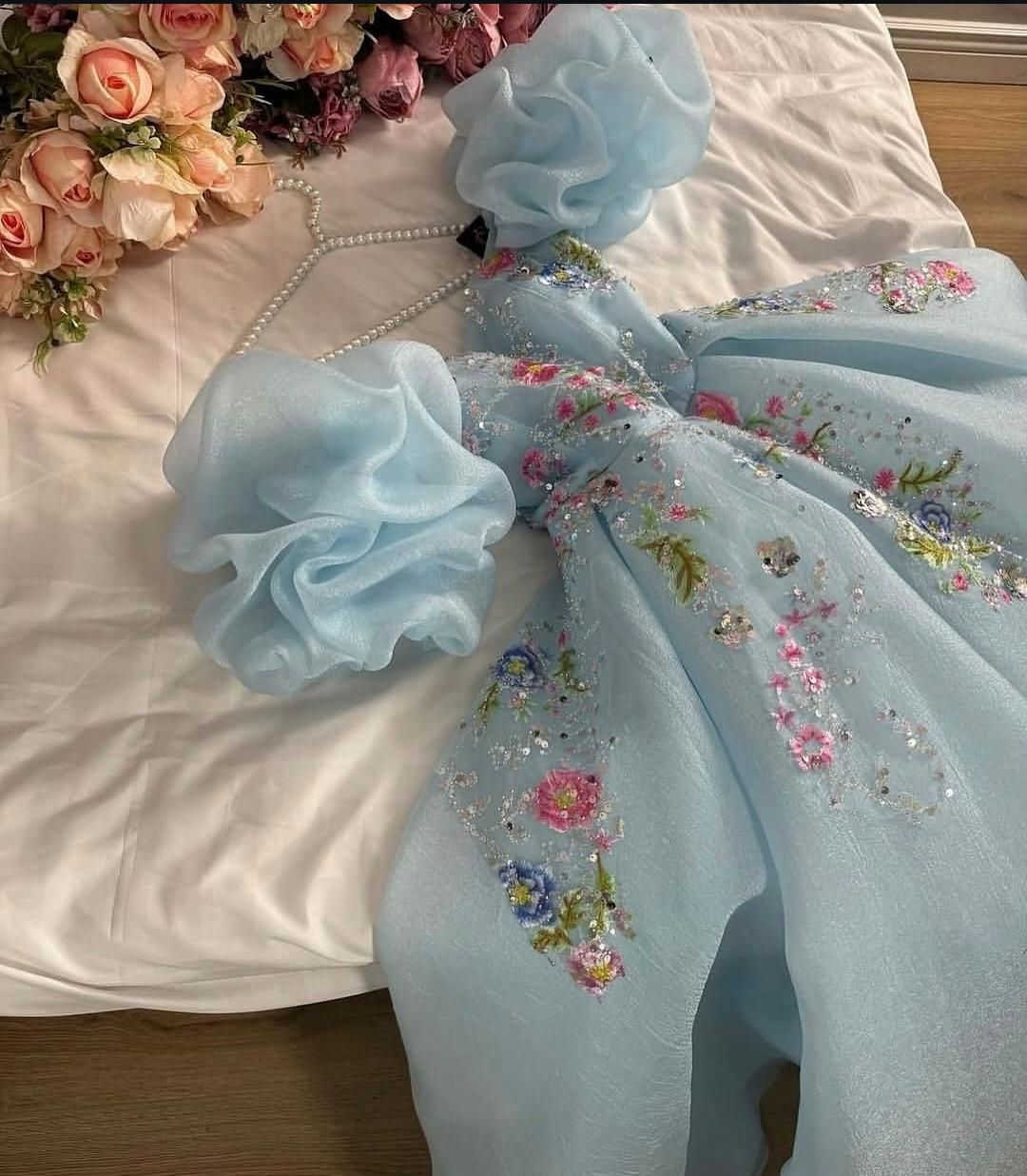 فستان يجنن جدا راقي وشغله احلى بهواي بالحقيقه ملبوس مرتين فقط كد مناسبه ماخذته ب ١٢٠
رايدته ب ١٠٠.الف فقط @إشارة قياس اكس لارج


**إذا كنت صاحب هذا الإعلان وتريد حذفه لأي سبب، رجاءا أرسل رسالة إلى الدعم الفني**