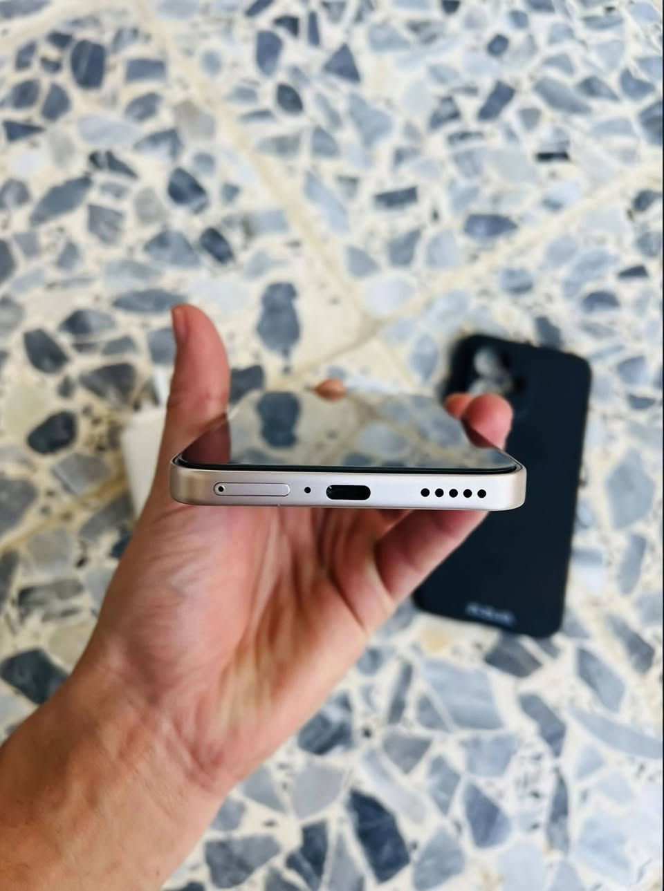 Honor 400 5g
الذاكرة 512GB 

رام 12GB+12GB=24GB

المعالج Snapdragon 7 Gen 3

بطارية 6000mAh

شحن سريع 100W

تردد شاشة 120HZ

بصمة بالشاشة 

كاميرا 200MP

جهاز كلش نظيف ❤️‍🔥

للبيع او مراوس ويا ايفون
***********
