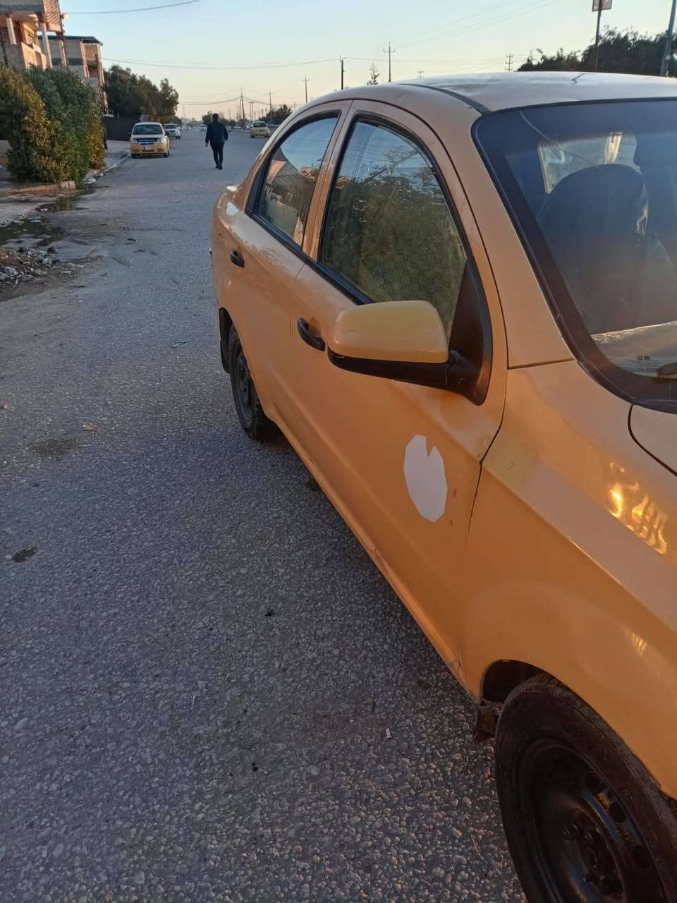 سياره افيو ٢٠١١اوتماتيك رقم بصره السعر ٤٠الرقم الهاتف ***********السياره موجودا في محافظة النجف
