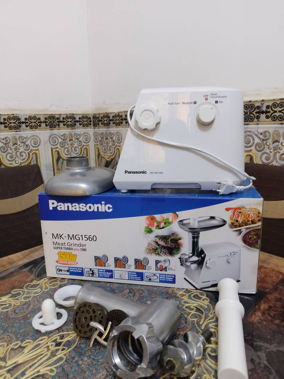 السلام عليكم مثرامه كهربائيه للبيع مثرامه نضيفه  واستعمال نضيف 
السعر:125وبي مجال
للاستفياراتصل على الرقم :***********
