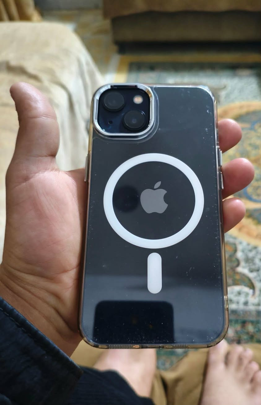 ايفون 13 عادي (iPhone 13) للبيع 📱
الذاكرة: 128 جيجا

​نسبة البطارية: 92% (أداء ممتاز) 🔋

​الحالة: نظيف جداً جداً مثل الجديد، وبدون أي مشاكل.

​السعر: 425 ألف دينار عراقي 💰

​المكان: بغداد (مدينه الصدر)
​للتواصل: [***********] أو خاص.
