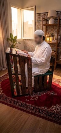 كرسي صلاة • خشب طبيعي • يتحمل ٢٠٠ كيلو