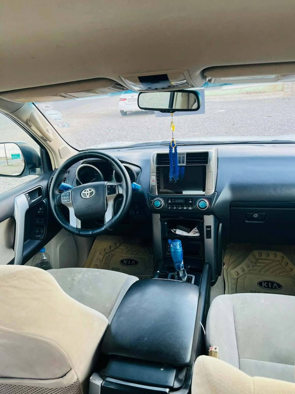 السلام عليكم برادو للبيع موديل ٢٠١٠ خليجي بدون ضرر محرك٤ رقم اربيل دولي سياره جاهزه محرك كير تايرات صدر كلو جديد تبريد تتدفئه سياره مرتبه السعر مناسب( ٢٠٥) وبيها مجال مكان السياره الشرقاط ***********
