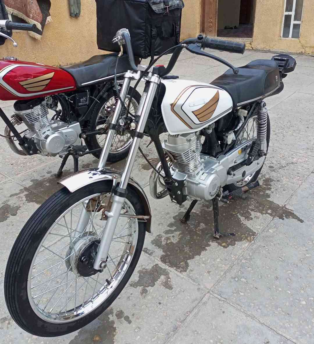 السلام عليكم رابيدو (اوراق اصولي) تعمير25 توه معمره دراجه نضيفه مكاني الشطره سعره (750) وبيه مجال
الاستفسار (***********) بي واتساب
