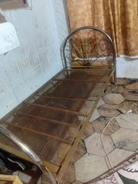 جرباية حديد • قوية • مستعملة