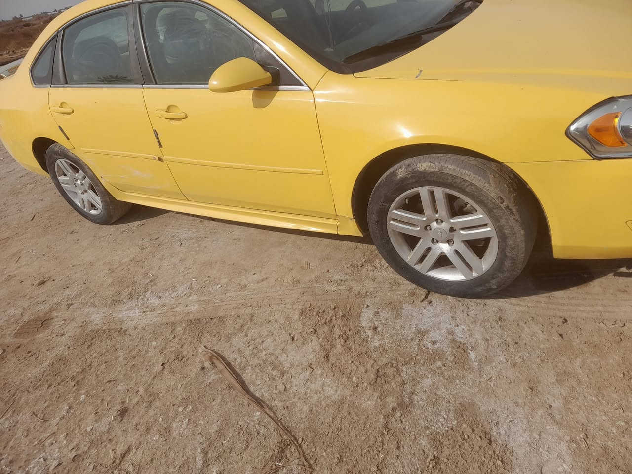 ٢٠١٢ بسمي رقم انكليزي سنويه ل ٣١ كير تعليك مكيتنه تعبانه السياره ستوني مداوره ماصر شهرمصفره من كلشي مامطلوبه ولا ربع مكاني ديوانيه السعر ٥٠. 
***********
