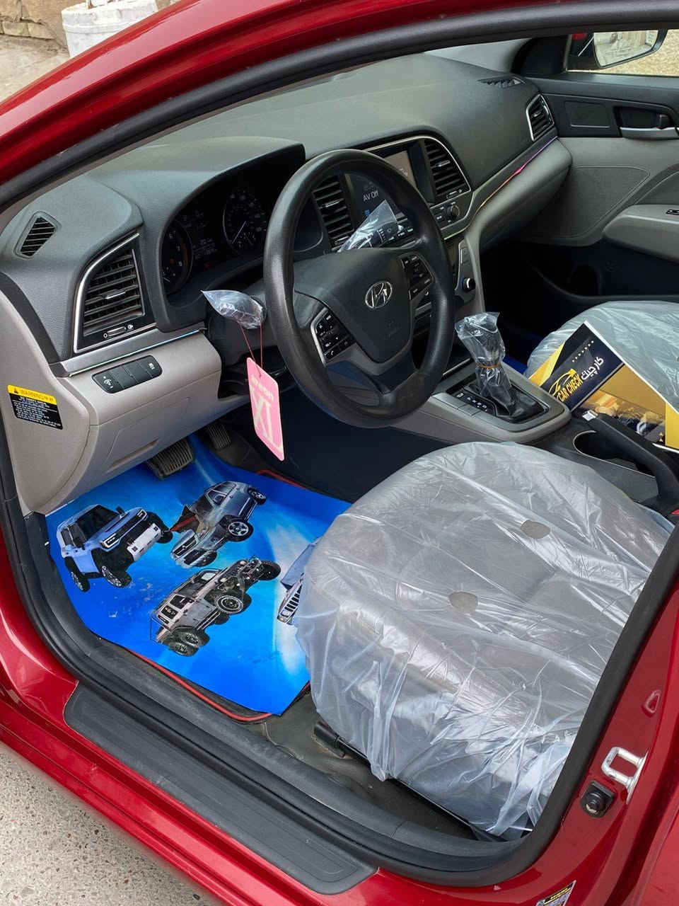 السلام عليكم النترا موديل 17 سياره لا نقود لا شواصي لا ايرباك سياره كير مكينه حداديه تبريد كله شغال تخم تاير جديد سنويه 29 عنوانها بصره خمسمين لسعر 113 /***********
