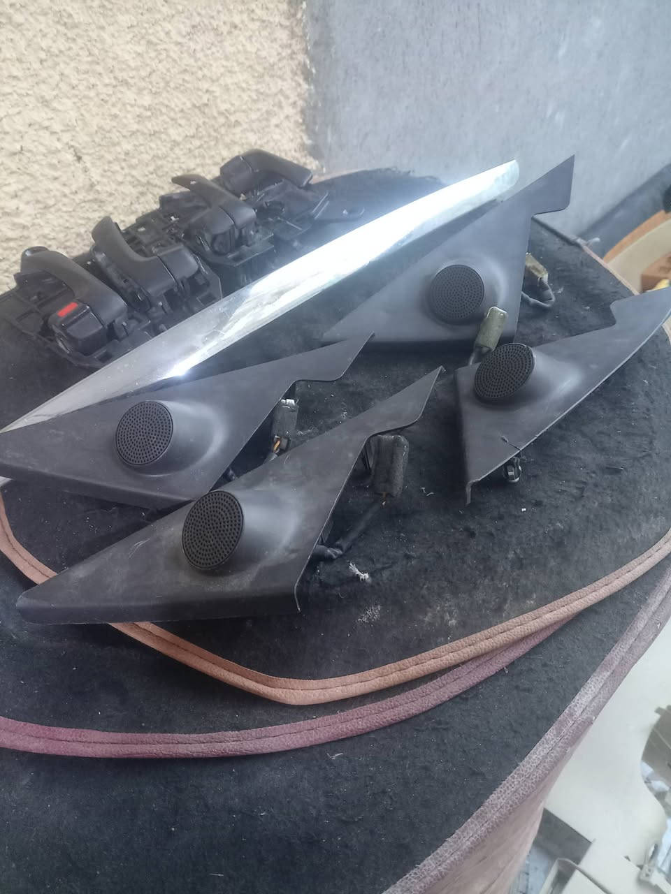 سلام عليكم ورحمة الله وبركاته
بطاين نظاف سوناتا للبيع أمريكي

عصان بيجي وجكمجه بيجي نظاف شرط

مري تخم بيض أمريكي ماينطبك وين جماعه خصوصي لون ابيض وبعض مري

جويتر نظيف شرط

سلف تفسيخ

تخم يدات مال بوب

كصه ستيله مال بنيد

وسماعات مال مري فقط يسار
شاشات مال كوري شرط شغل وضمان
رقم مبايل ***********
كربلاء
