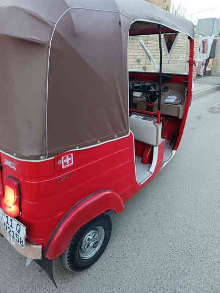 تكتك للبيع موديل 18رقم وسنويه تكتك مصبوغ عام حلوه صبغته تخبل ترايهه للبصره سعره 4900وييه مجال مكان بغداد رأسه شارع 20 رقمي  ***********
