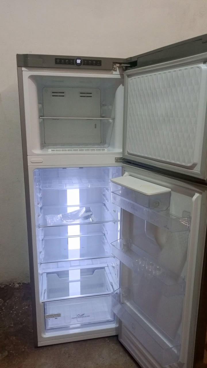فريجيدار بروند 
0792124668


**إذا كنت صاحب هذا الإعلان وتريد حذفه لأي سبب، رجاءا أرسل رسالة إلى الدعم الفني**