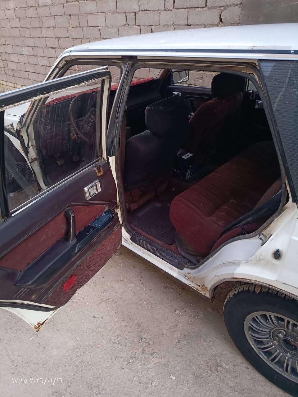 السلام عليكم
سوبر موديل 85 رقم بغداد سنويه لل 27 شرط امداور 

 مكينه وكير ثنين ونص حداديه 70بل ميه كهربائيات شغاله كلهه تبريد بس غاز شرط مكاني سوق الشيوخ السعر37 ***********
